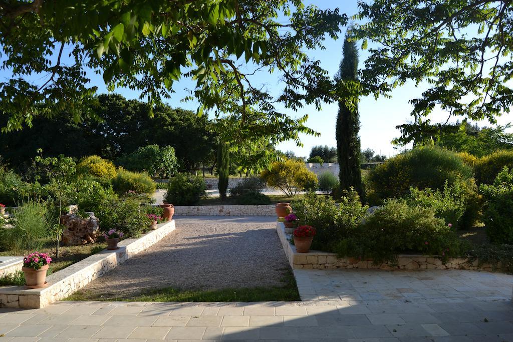 B&B Corte Del Camedrio Cisternino Εξωτερικό φωτογραφία